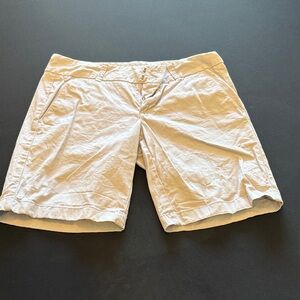 J. Crew Men's Light Tan Flat Front Shorts